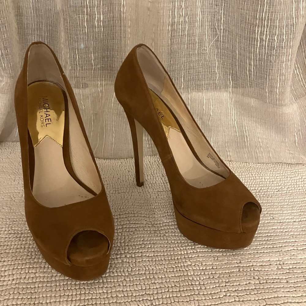 Michael Kors Swede platform pumps